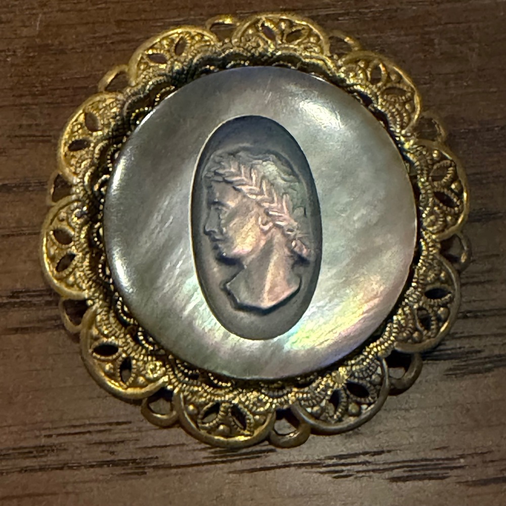 Vintage Western Germany Cameo Brooch Gold Tone Filigree Mother of Pearl